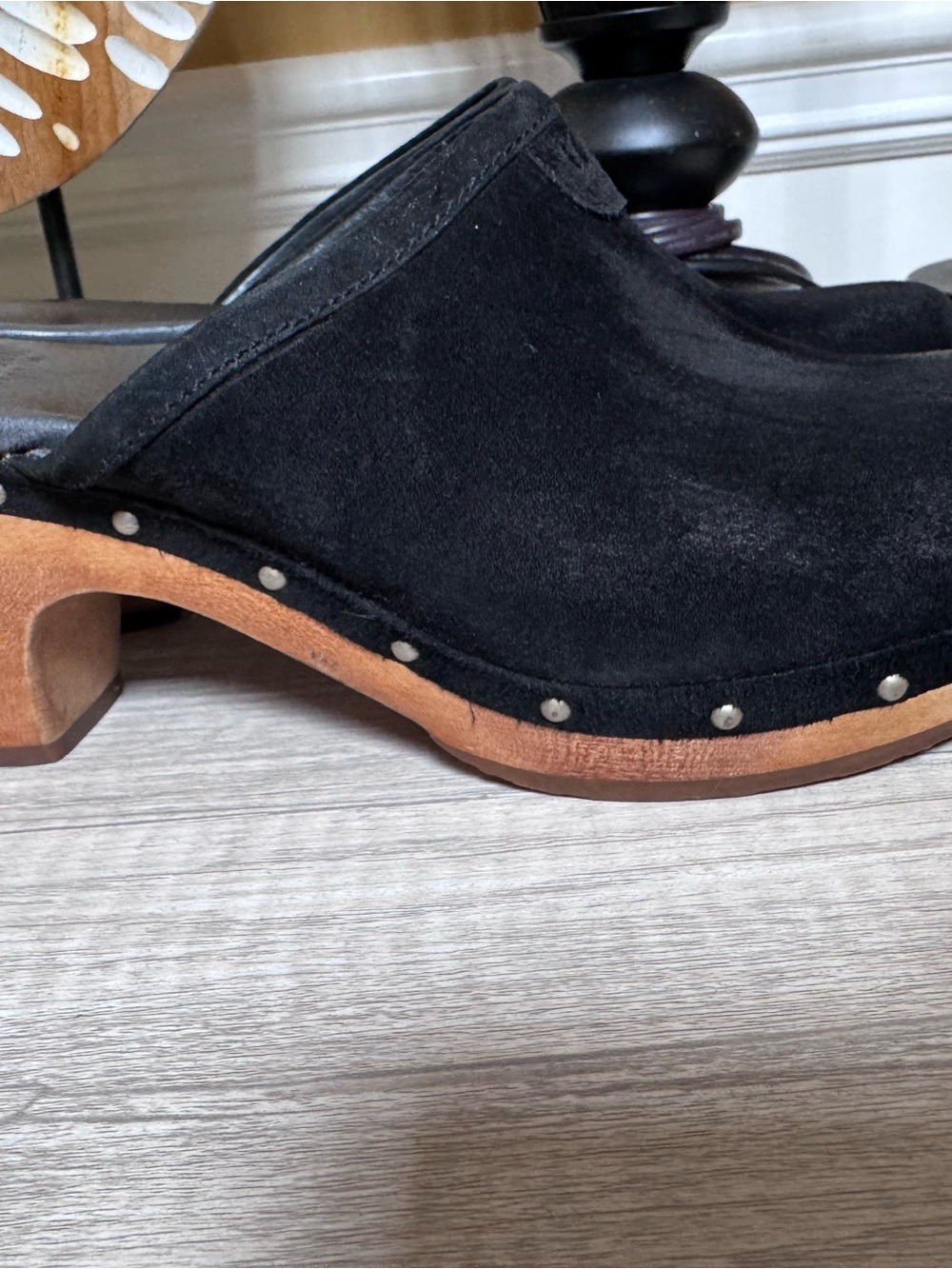 UGG Abbie Clogs size 7 - Picture 3 of 10